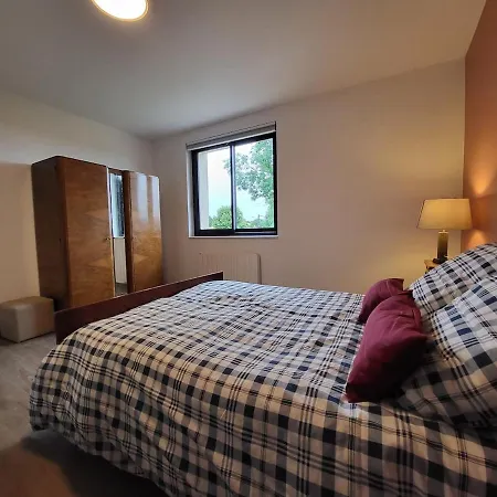 Volcans - 1-4 Pers, Au Calme A 20 Mins De Vulcania, Puy-de-dome Et Lemptegy, 35 Mins Du Mont Dore Et Du Sancy Gelles